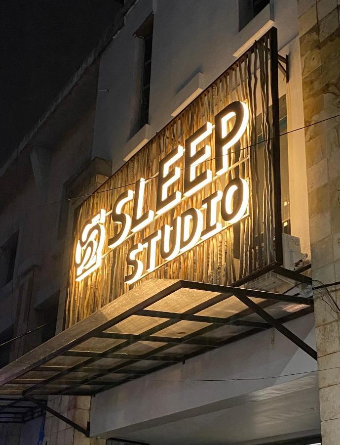 Sleep Studio Hotel City Center 泗水 外观 照片